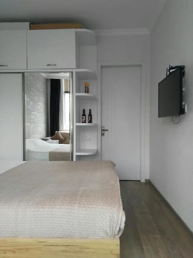 Apartment Однокомнатная Квартира В 10Минутах От Моря Batumi